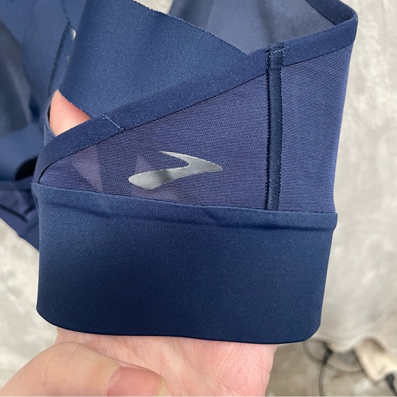 Brooks Drive Interlace Bra Women's 34C running sports bra activewear - Picture 8 of 9